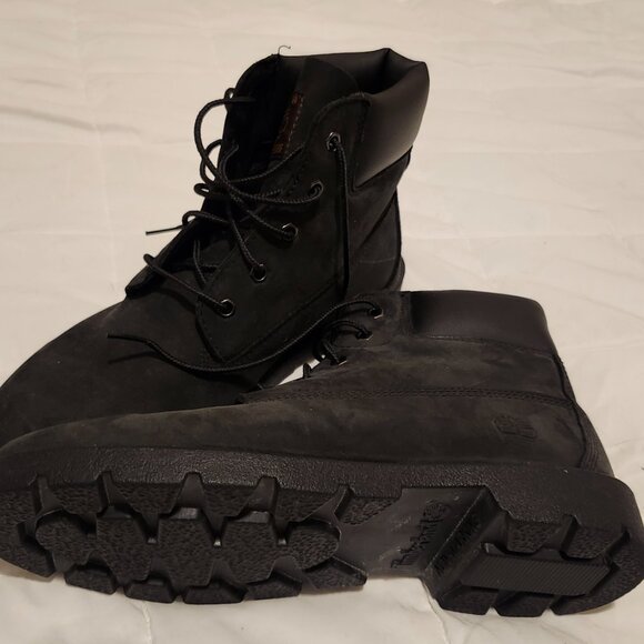 Youth Timberland 6" youth waterproof boots size 7 - Picture 6 of 8